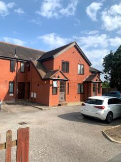lodge court 1