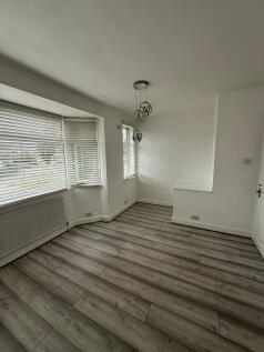 lounge watford