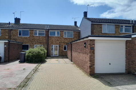 3 Bedroom Terraced for Rent