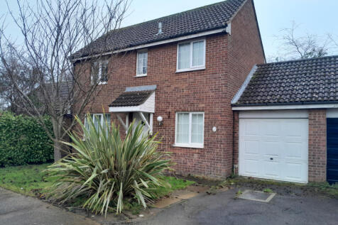 3 Bedroom detached house for rent