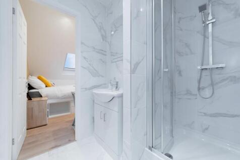 Ensuite7.jpg
