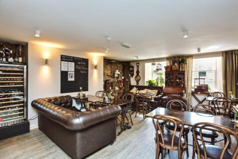 91 High Street, 2 George Court042