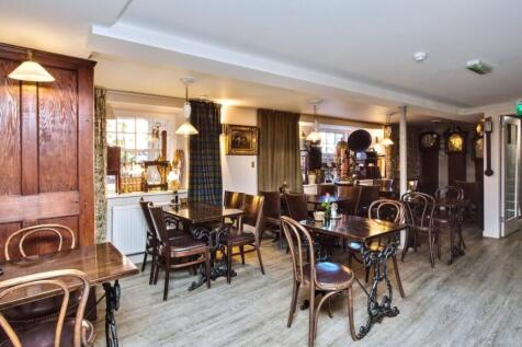 91_High_Street_2_George_Court048