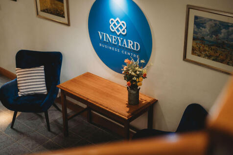 Vineyard-Business-Centre-Saughland-Farm-Office-02