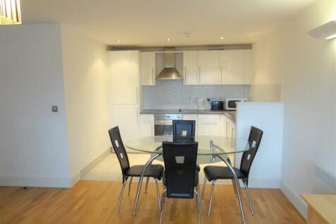 Kitchen Area.JPG