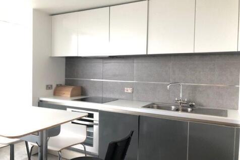 kitchen area (2).jpg