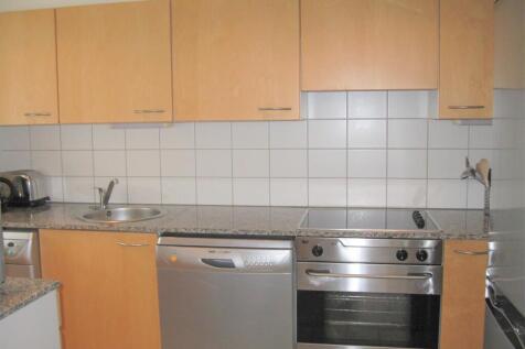 63 rq kitch.JPG