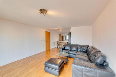 87 Hudson Gardens_23.jpg