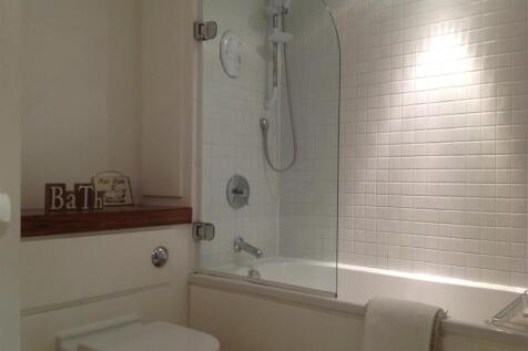 view 146 bathroom.jpg