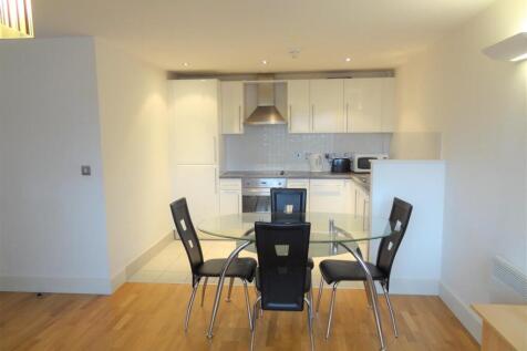 Kitchen Area.JPG