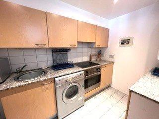 200 Royal Quay - Kitchen.jpg