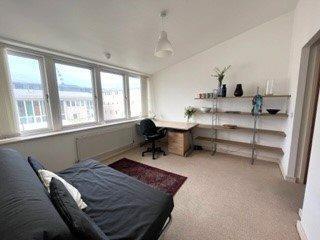 200 Royal QUay - Ensuite Bedroom.jpg