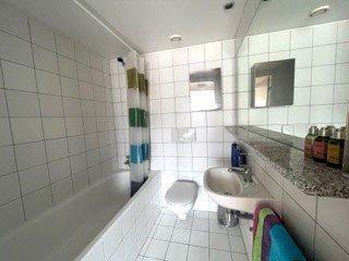200 Royal Quay - Ensuite Bathroom.jpg