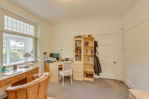 20 dowhills Road_13.jpg