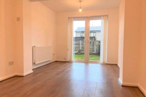 Living room - Church Road.jpg