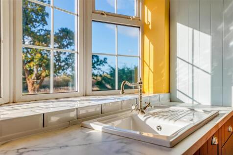 934 garstang rd_13.jpg