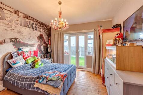 934 garstang rd_34.jpg