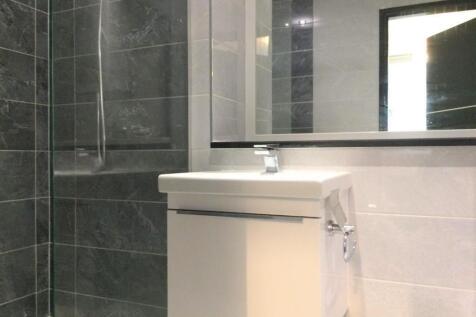 BATHROOM (2) (1).jpg