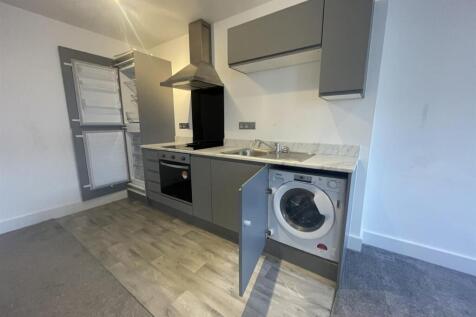 33 Market Court 1.jpg