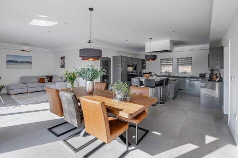 Kitchen/Living