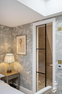 Private Realtor-23 Royal Crescent Mews-24_Lo