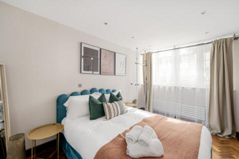 The Private Realtor-18 Ovington Mews-5_Lo