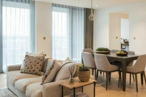 Lounge/Dining area