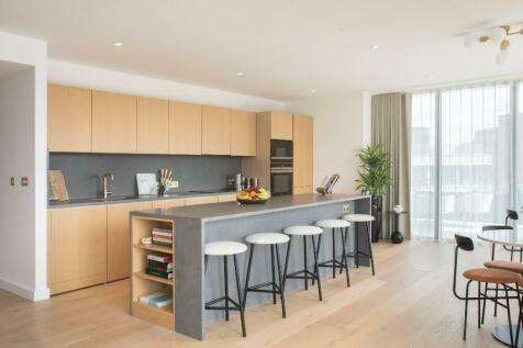 Penthouse Sky Lounge