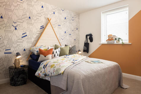 Internal image of the third bedroom in the curdridge