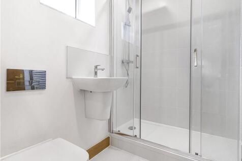 Bathroom 2.1.jpg