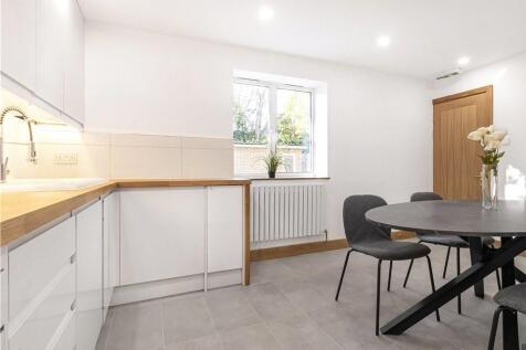 Kitchen 1.jpg