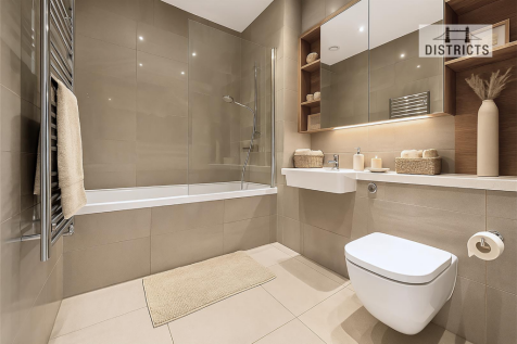 Bathroom Dressed 2.png