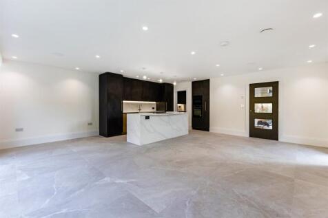 Open Plan Kitchen/Di