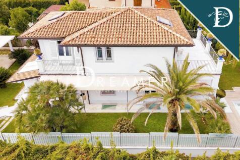 Property Image 61