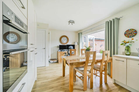 Kitchen/Dining Ro...