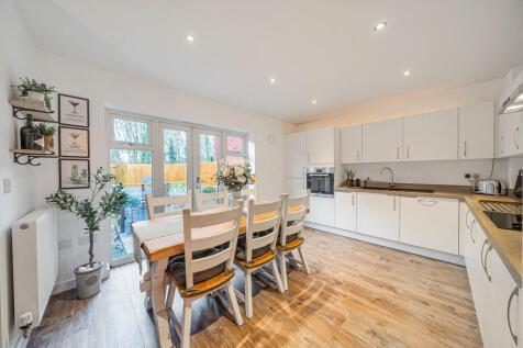 Kitchen/Dining Ro...