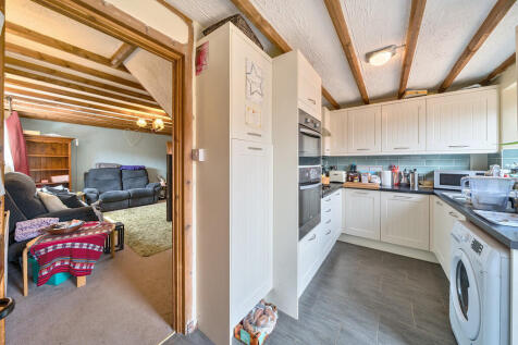 3c - Living &amp;...
