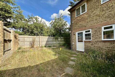 Rear (own garden)