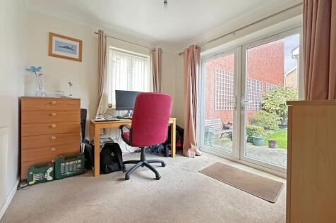 Dining Room/ Office