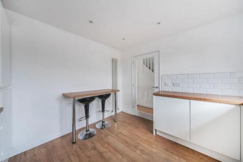 Kitchen/Breakfast Room (shot two)