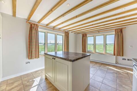 Kitchen/Breakfast Room (shot two)