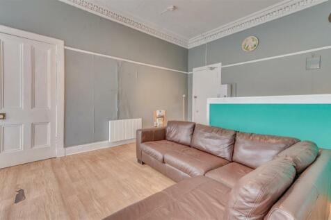21 Windsor Street Dundee-12.jpg