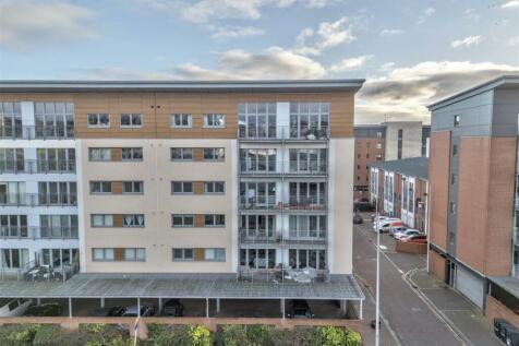 8T South Vic Dock New EXT-3.JPG