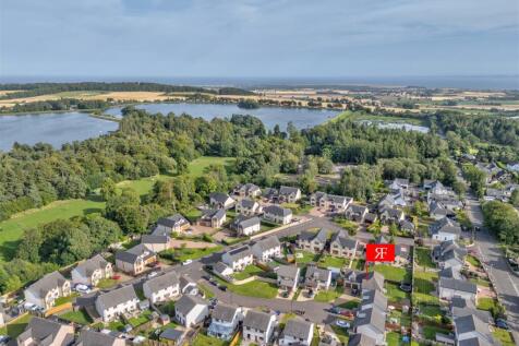 19 Granary Wynd Extra Drone Externals-3.jpg