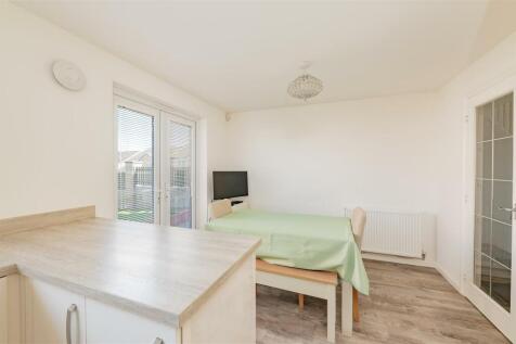 3 Angus Wynd Monifieth-5.jpg