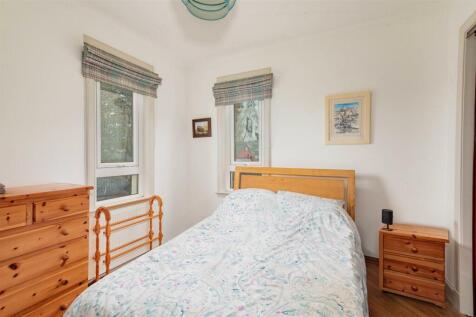 59 South Street Forfar-2.JPG
