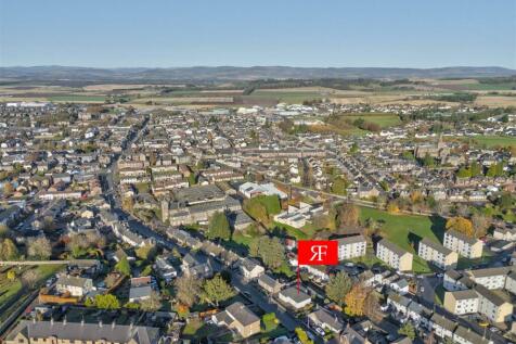 59 South Street Forfar-18.JPG