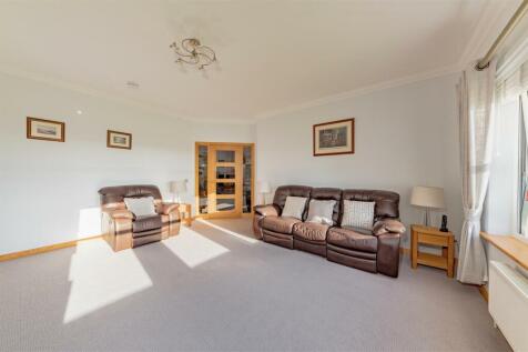 61A Brechin Road Kirrie-15.JPG