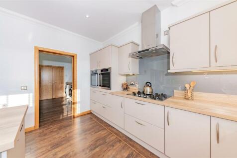 61A Brechin Road Kirrie-27.JPG