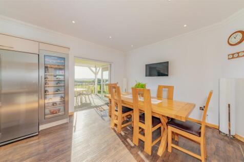 61A Brechin Road Kirrie-29.JPG